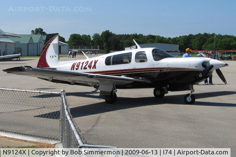 N9124X, 1991 Mooney M20M Bravo C/N 27-0081, At the Urbana, Ohio breakfast fly-in