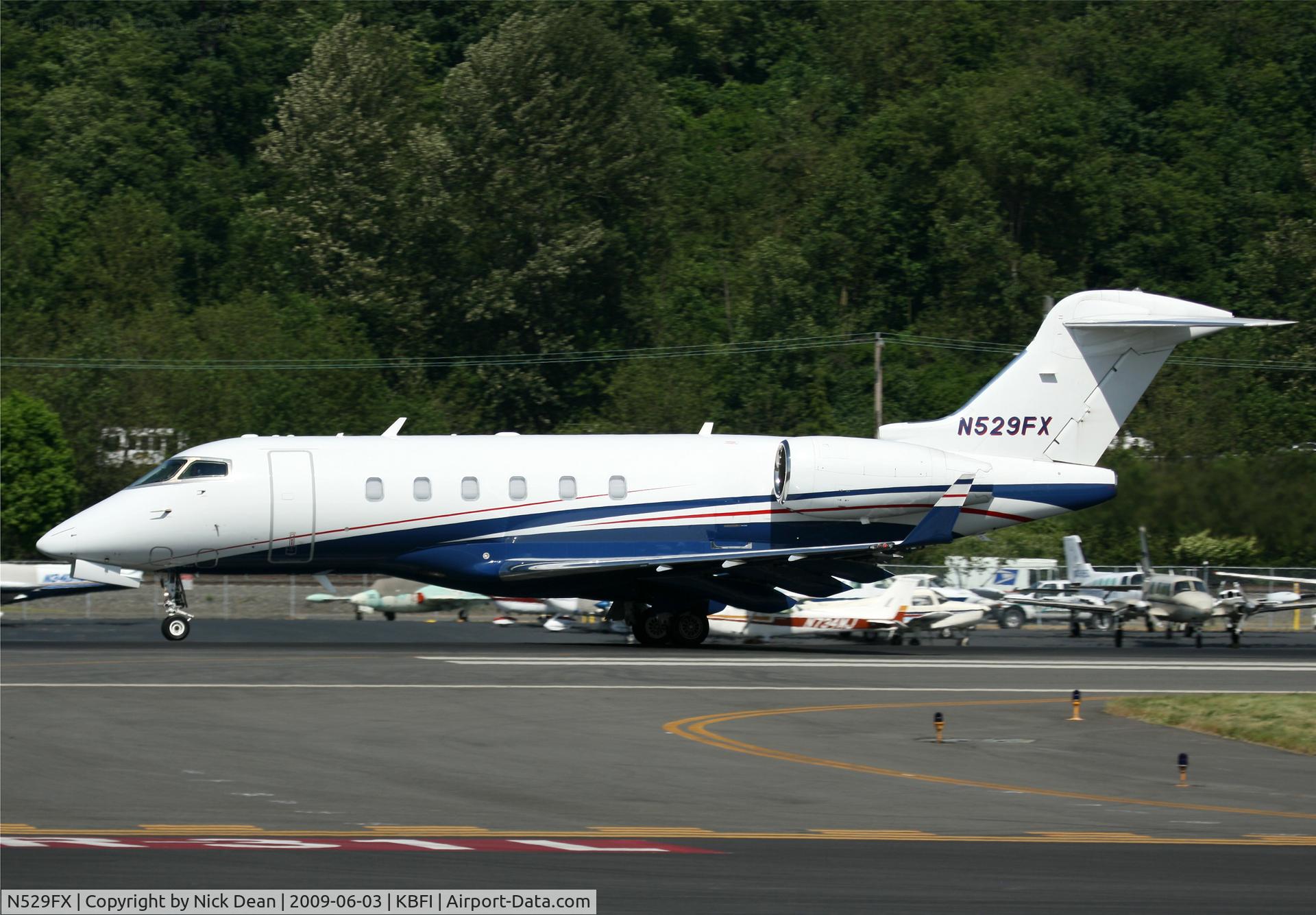 N529FX, 2006 Bombardier Challenger 300 (BD-100-1A10) C/N 20128, KBFI