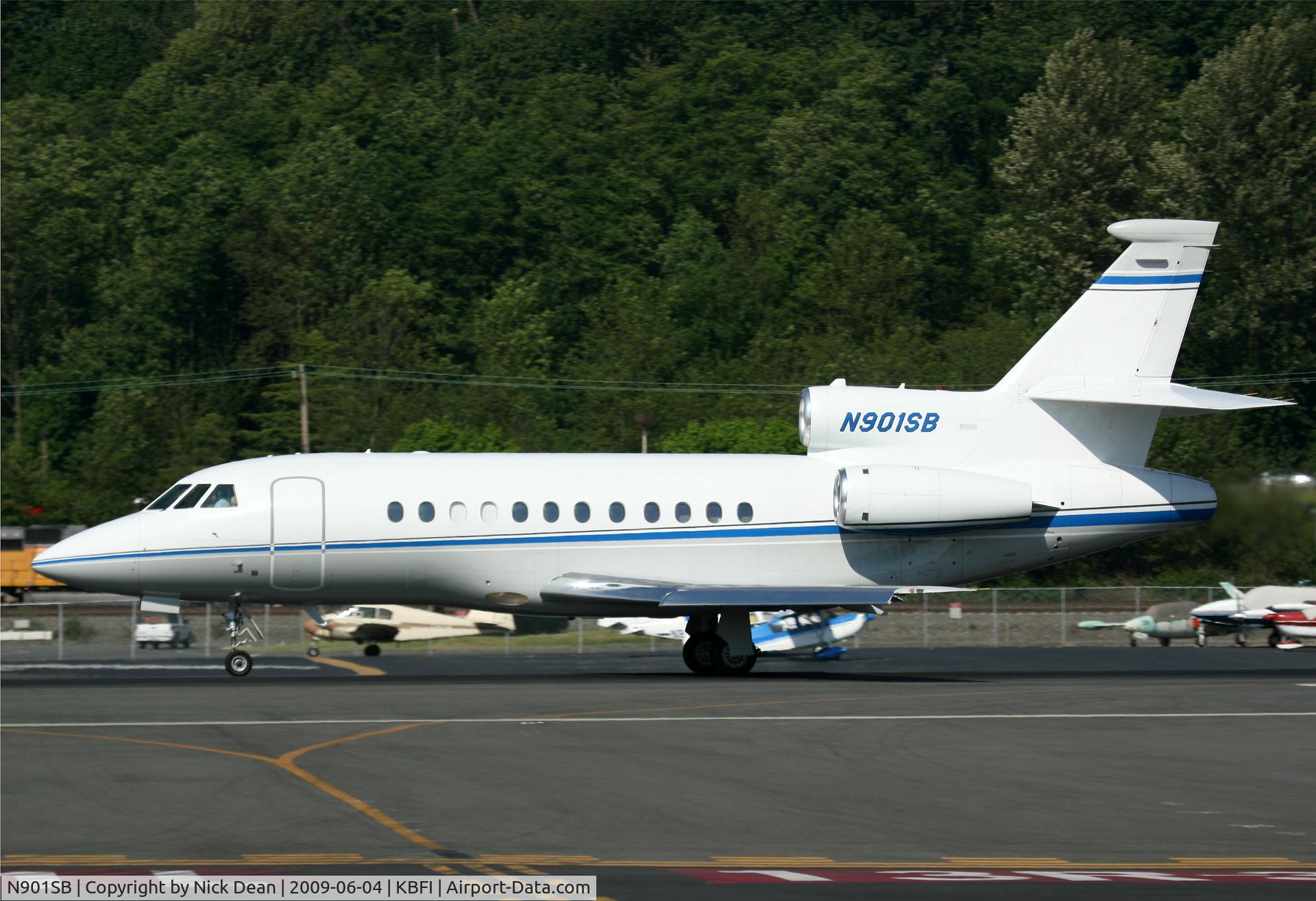 N901SB, Dassault Falcon 900EX C/N 122, KBFI