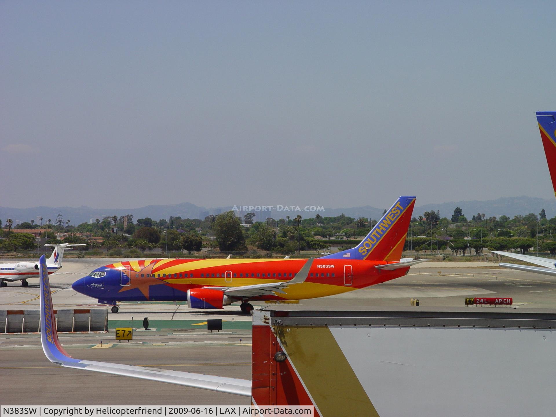 N383SW, 1994 Boeing 737-3H4 C/N 26589, Waiting to enter 24L for take off
