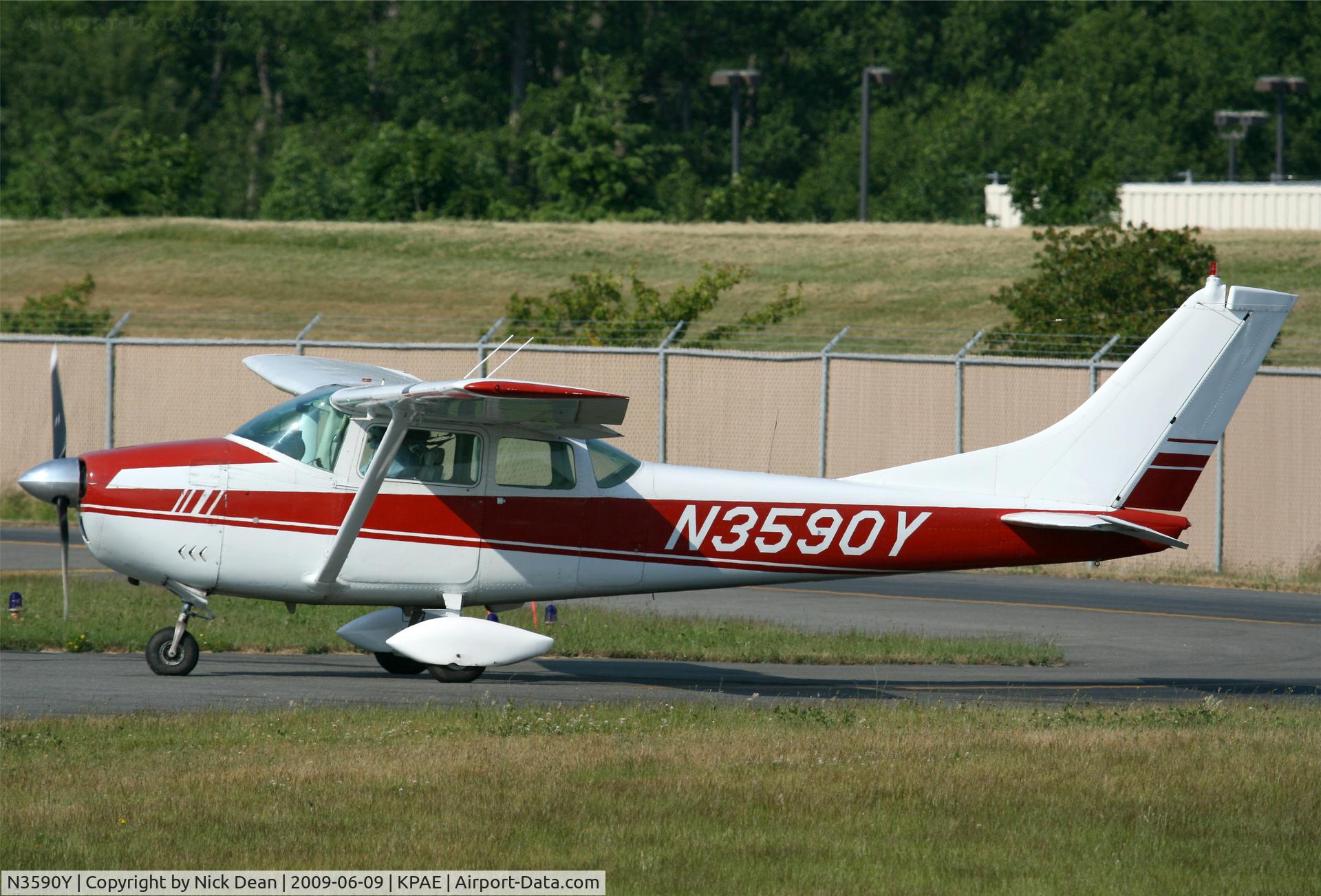 N3590Y, 1963 Cessna 182F Skylane C/N 18254490, KPAE