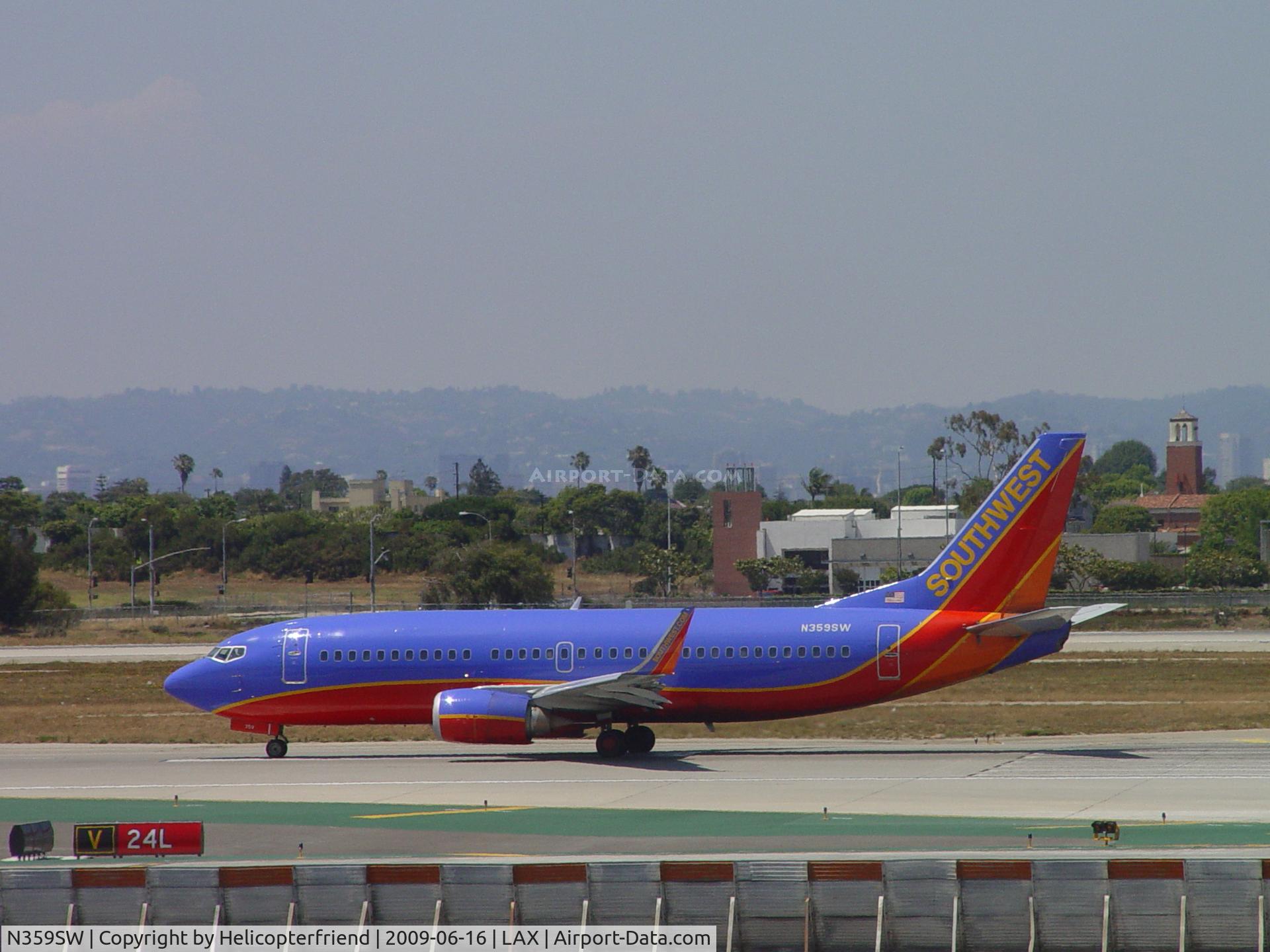 N359SW, 1992 Boeing 737-3H4 C/N 26596, Starting take off westbound on 24L