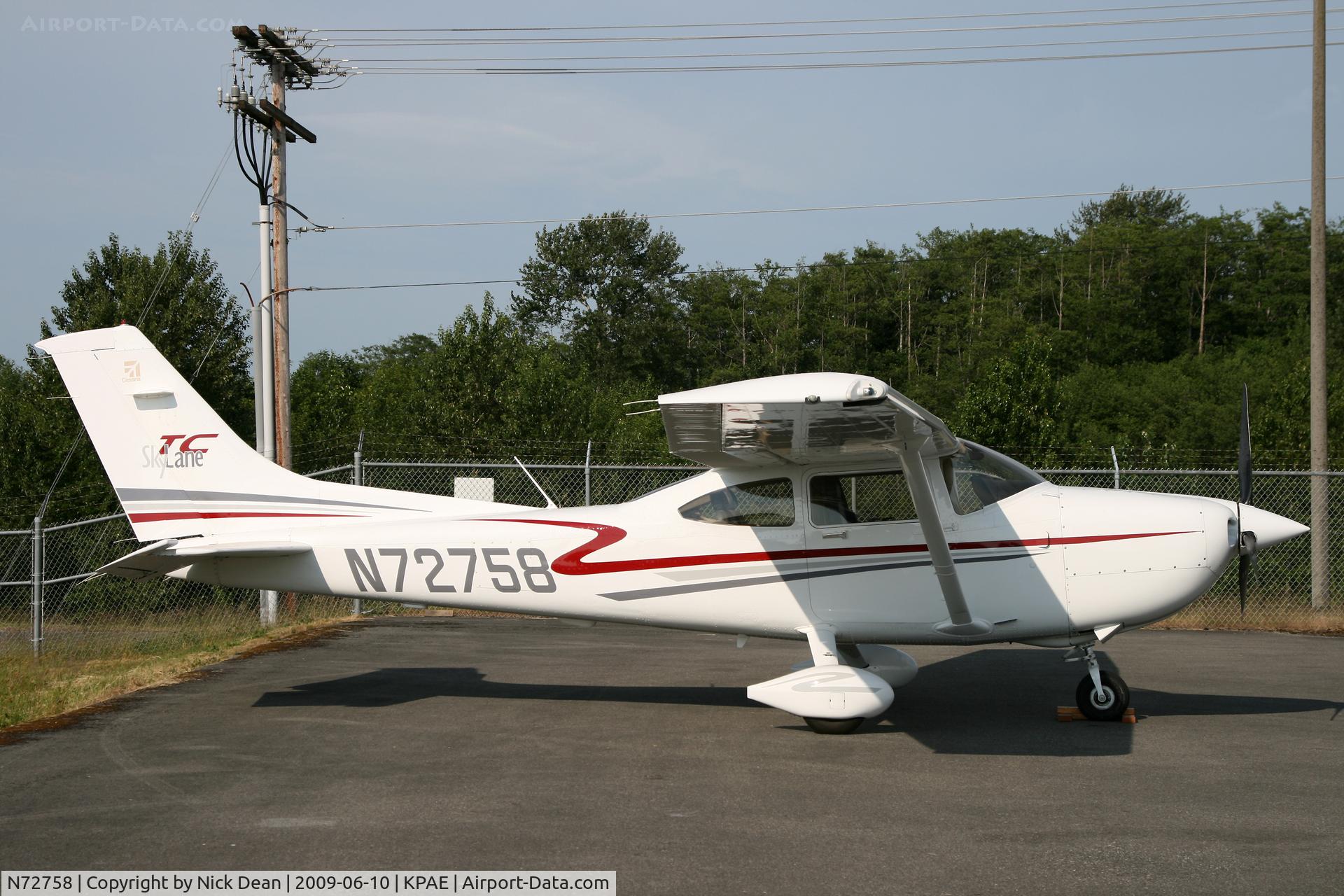 N72758, 2001 Cessna T182T Turbo Skylane C/N T18208004, KPAE