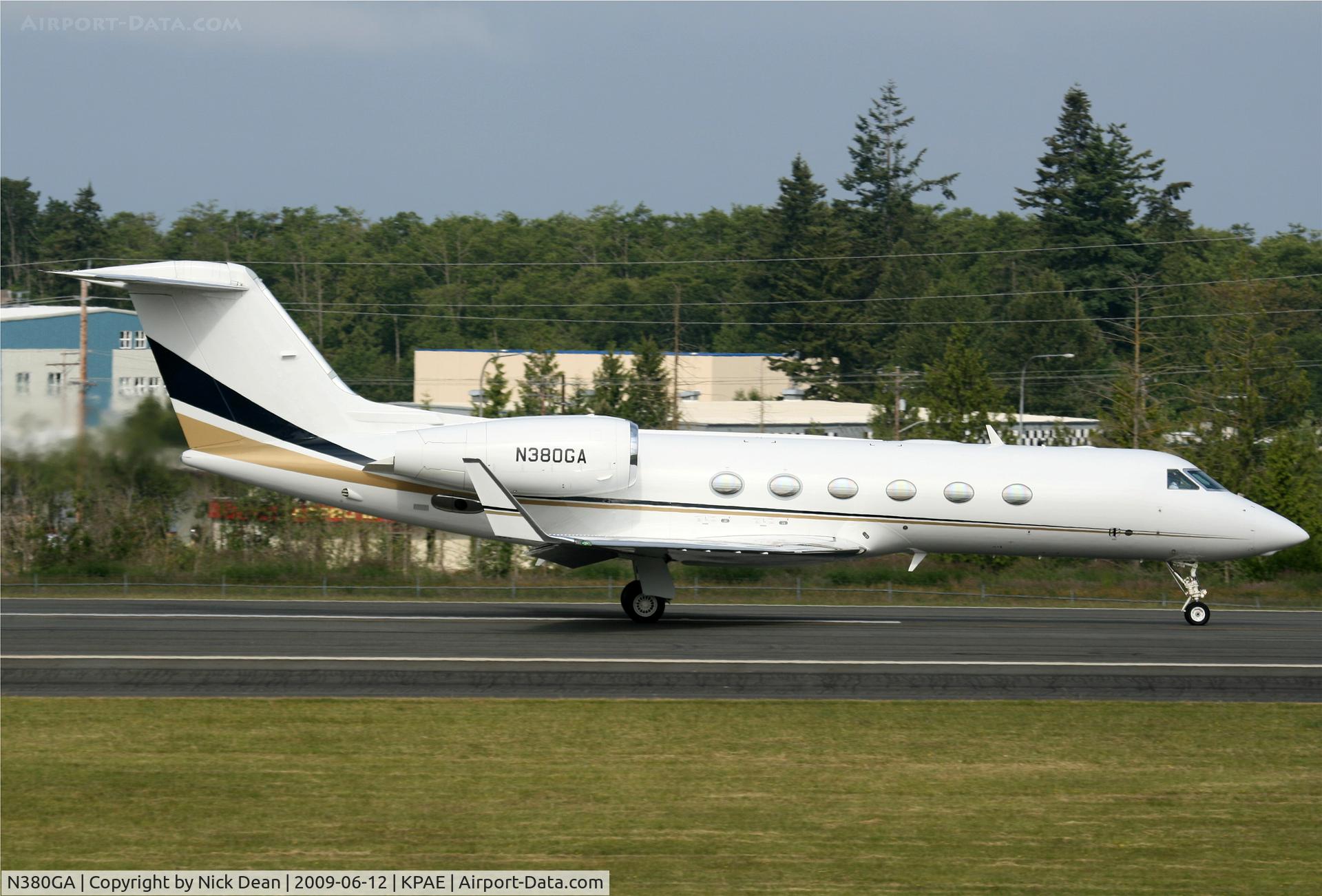 N380GA, 2007 Gulfstream Aerospace GIV-X (G450) C/N 4080, KPAE