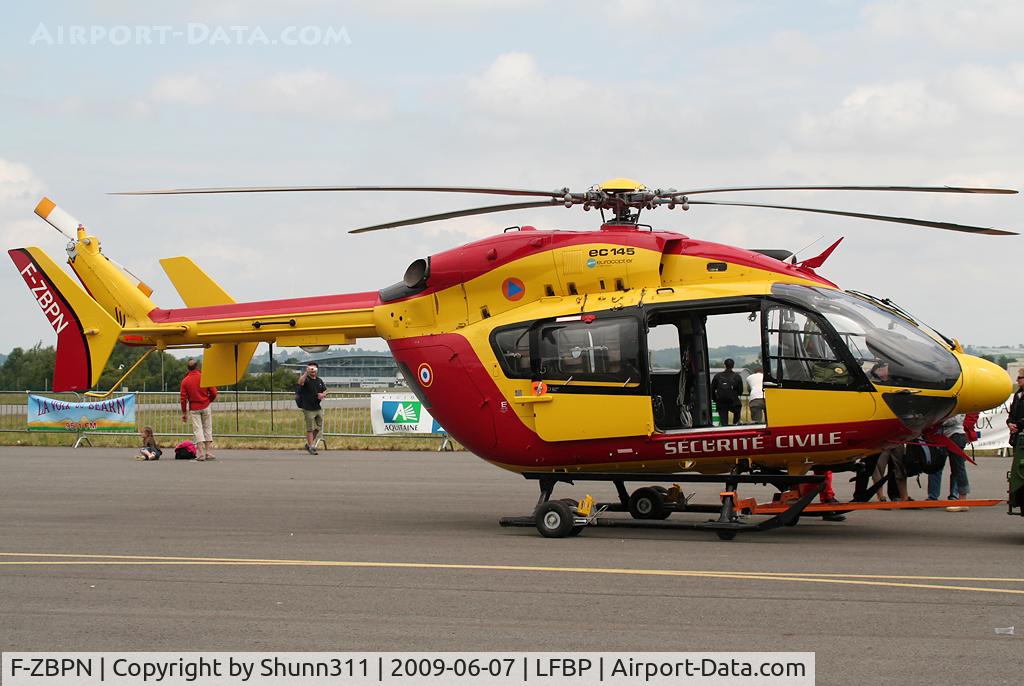 F-ZBPN, Eurocopter-Kawasaki EC-145 (BK-117C-2) C/N 9023, Used as a demo and on display during LFBP Open Day 2009