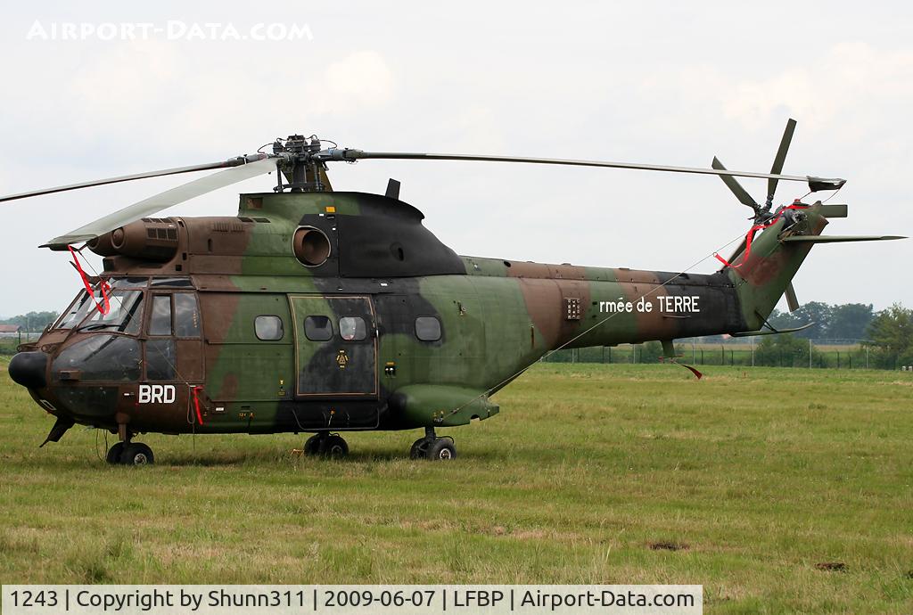 1243, Aérospatiale SA-330B Puma C/N 1243, Displayed during LFBP Open Day 2009