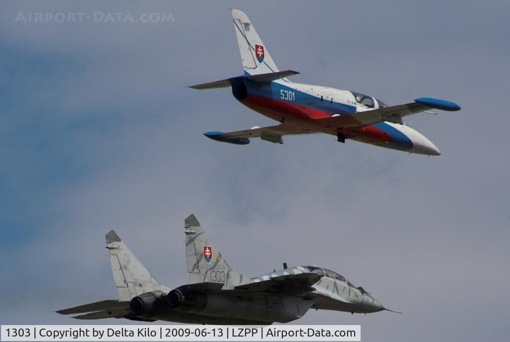 1303, Mikoyan-Gurevich MiG-29UB C/N N50903028113, Slovak Air Force  overfligth L-39 & MiG-29UB