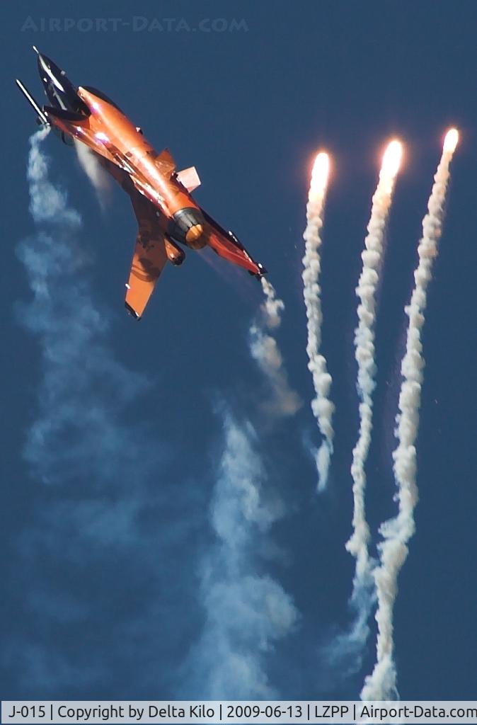 J-015, 1991 Fokker F-16A Fighting Falcon C/N 6D-171, Royal Netherlands Air force solo display team