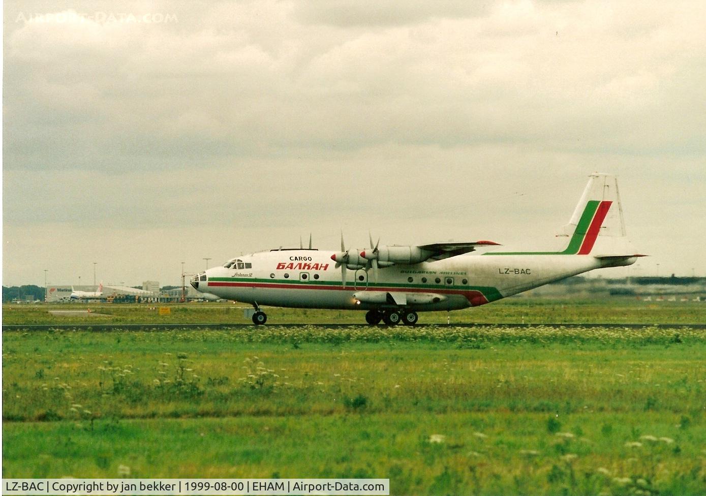 LZ-BAC, 1965 Antonov An-12B C/N 6343708, Schiphol. Augustus 1999