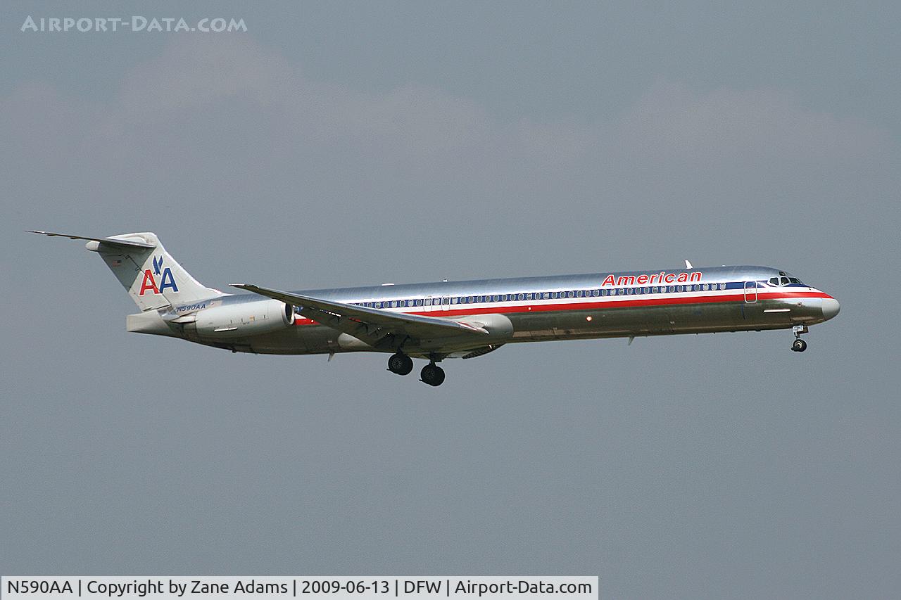 N590AA, 1991 McDonnell Douglas MD-83 (DC-9-83) C/N 53253, American Airlines at DFW