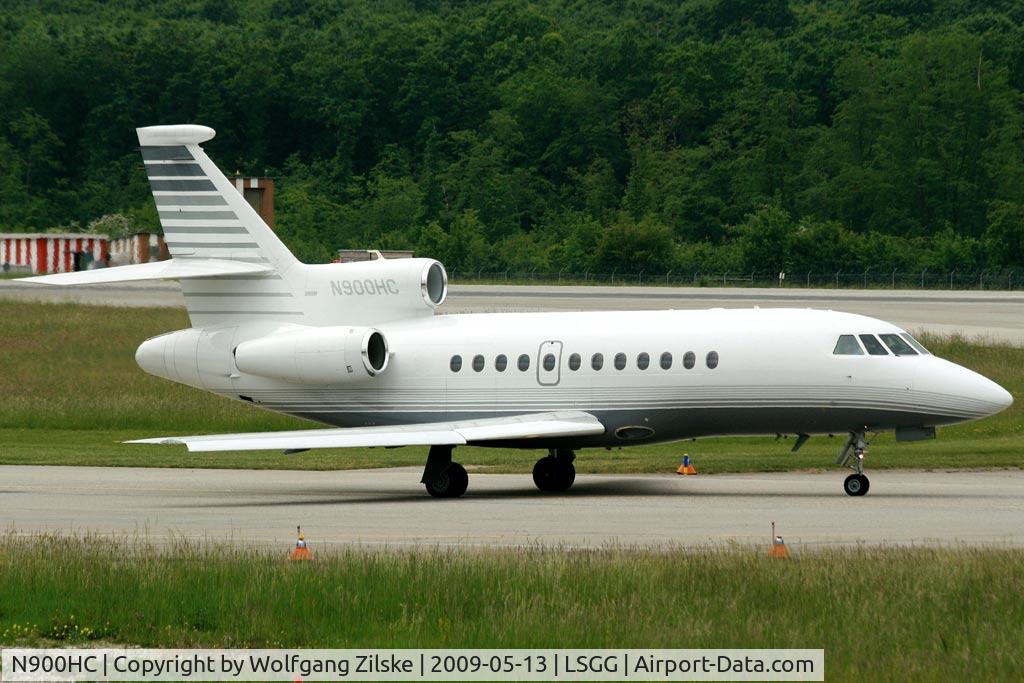 N900HC, 2004 Dassault Falcon 900EX C/N 127, visitor