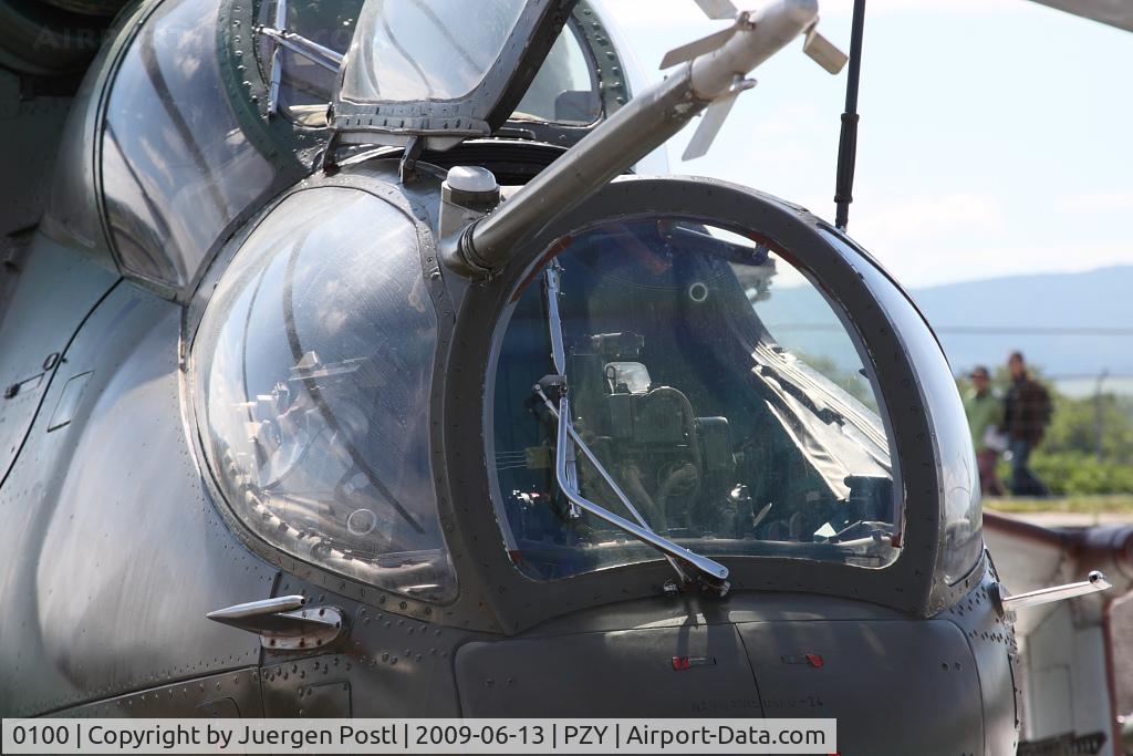 0100, Mil Mi-24D Hind D C/N M340100, Slovak Air Force Mi-24D Hind