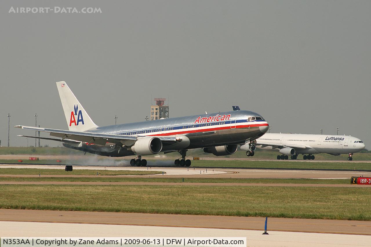 N353AA, 1988 Boeing 767-323 C/N 24034, American Airlines at DFW