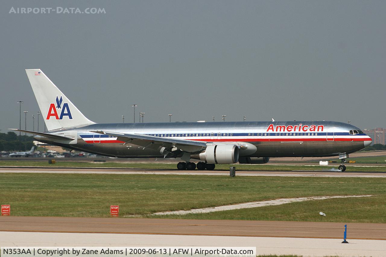N353AA, 1988 Boeing 767-323 C/N 24034, American Airlines at DFW