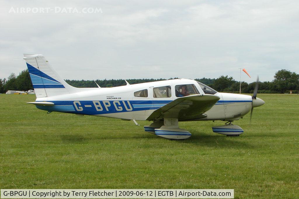 G-BPGU, 1984 Piper PA-28-181 Cherokee Archer II C/N 28-8490025, Visitor to 2009 AeroExpo at Wycombe Air Park