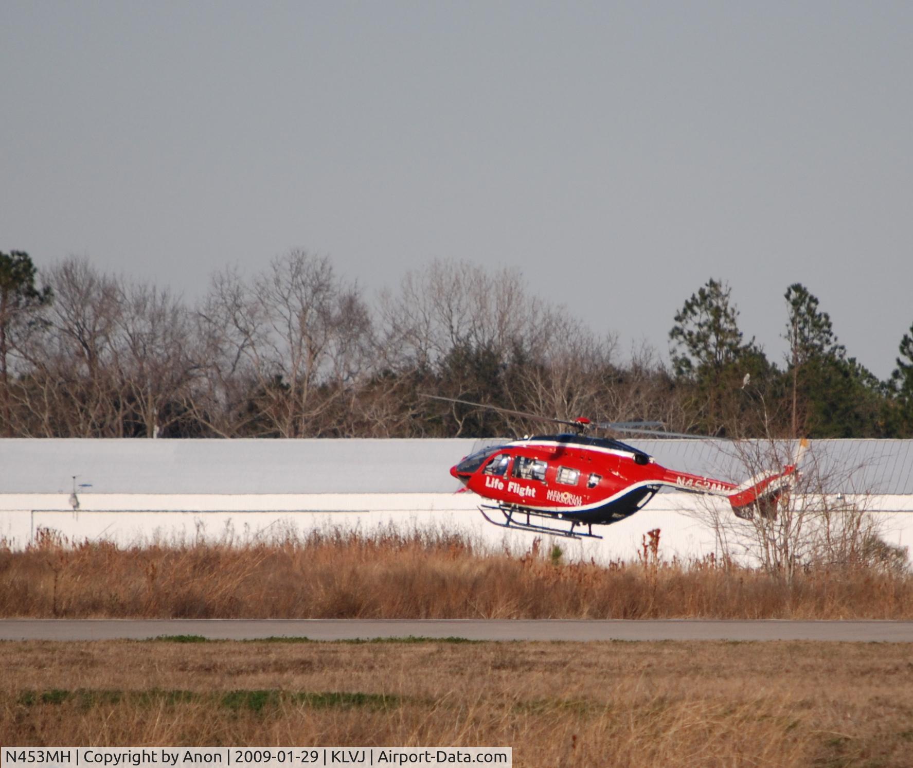 N453MH, 2007 Eurocopter-Kawasaki EC-145 (BK-117C-2) C/N 9136, Autos