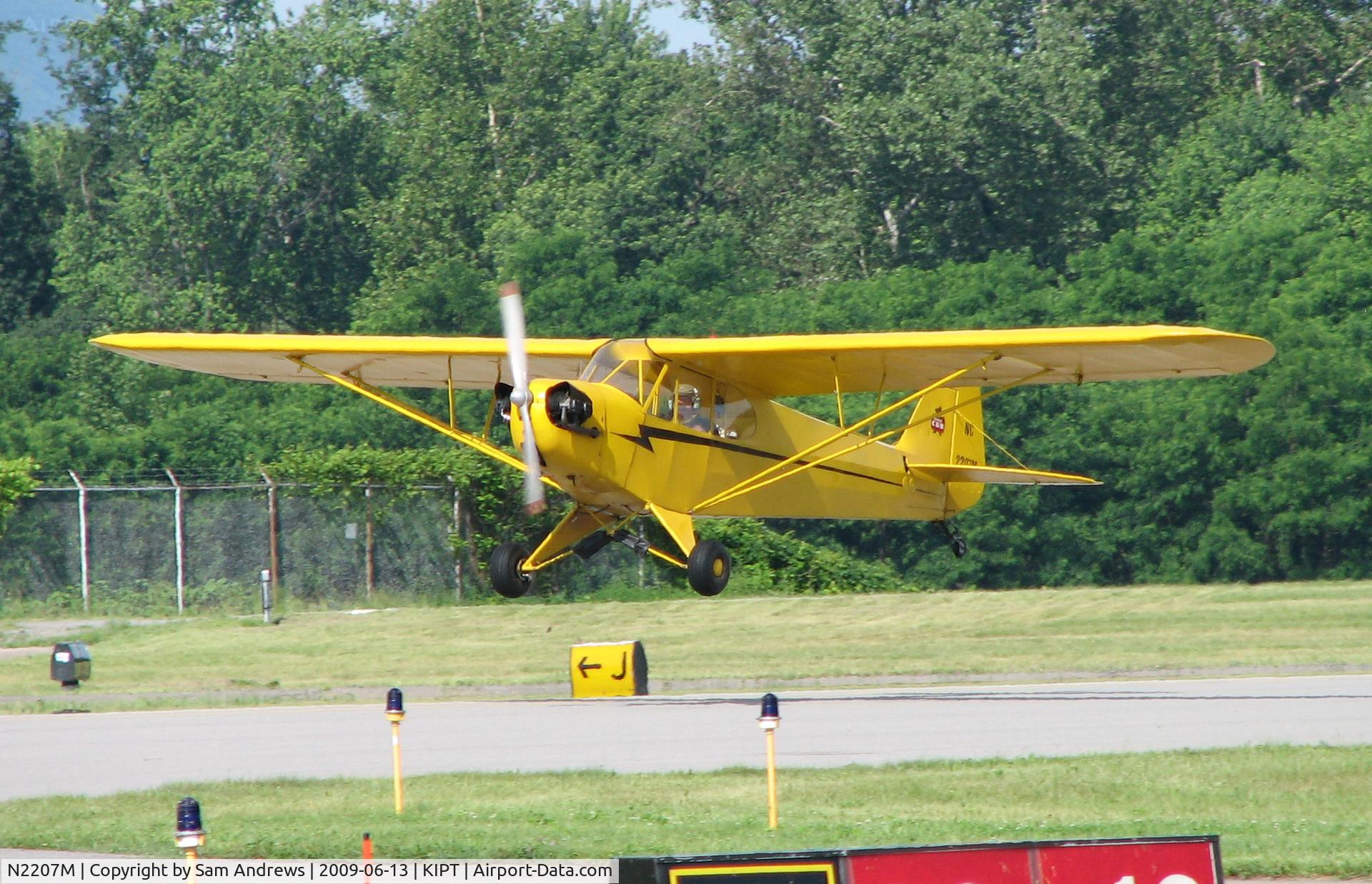 N2207M, 1946 Piper J3C-65 Cub Cub C/N 20995, Arriving at the 2009 WRAP Fly-In Pancake Breakfast