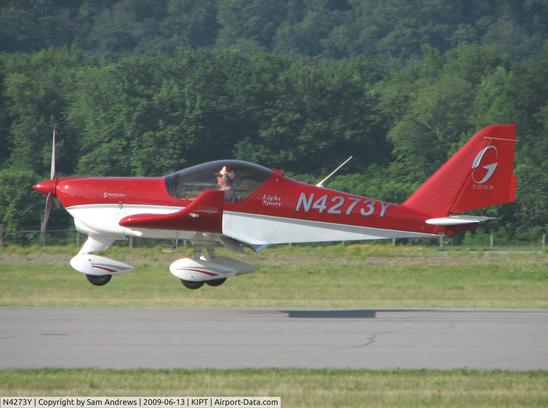 N4273Y, 2007 Aero AT-4 LSA C/N AT4-012, Arriving at the 2009 WRAP Fly-In Pancake Breakfast