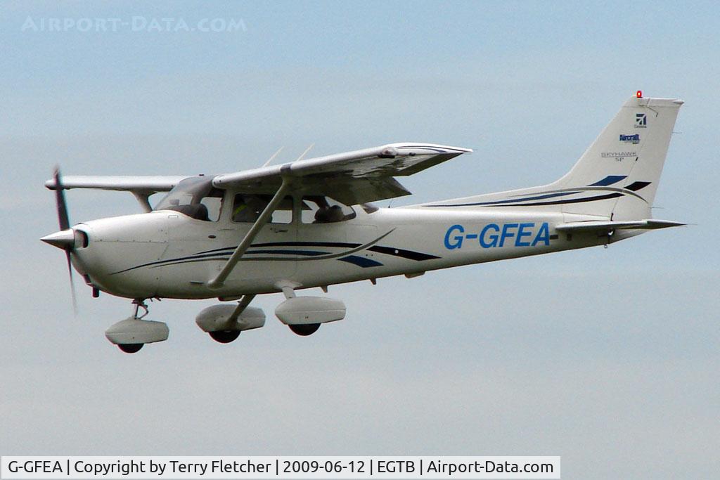 G-GFEA, 2006 Cessna 172S Skyhawk SP C/N 172S10214, Visitor to 2009 AeroExpo at Wycombe Air Park