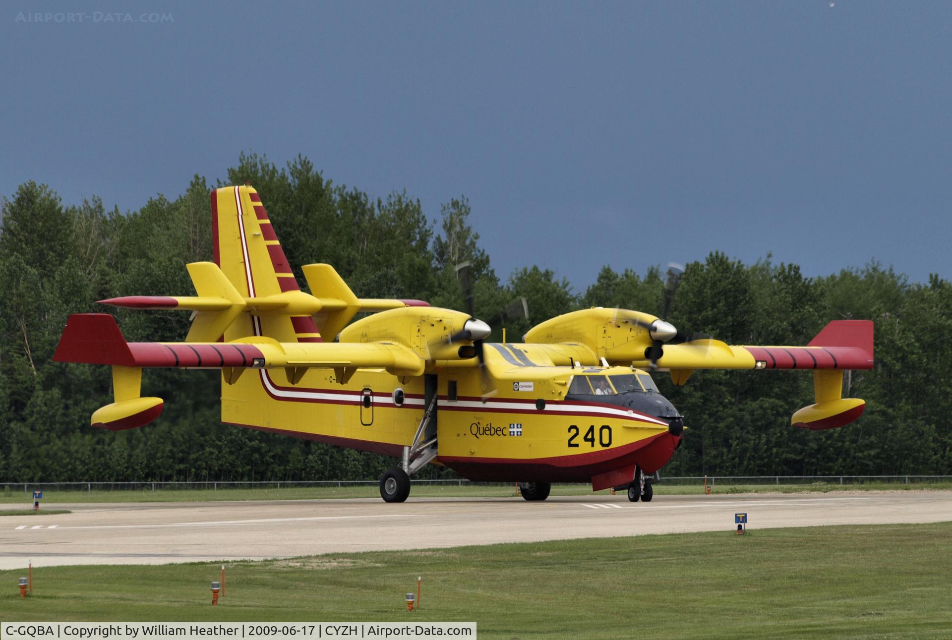 C-GQBA, 1995 Canadair CL-215-6B11 CL-415 C/N 2005, Slave Lake Fire Base
