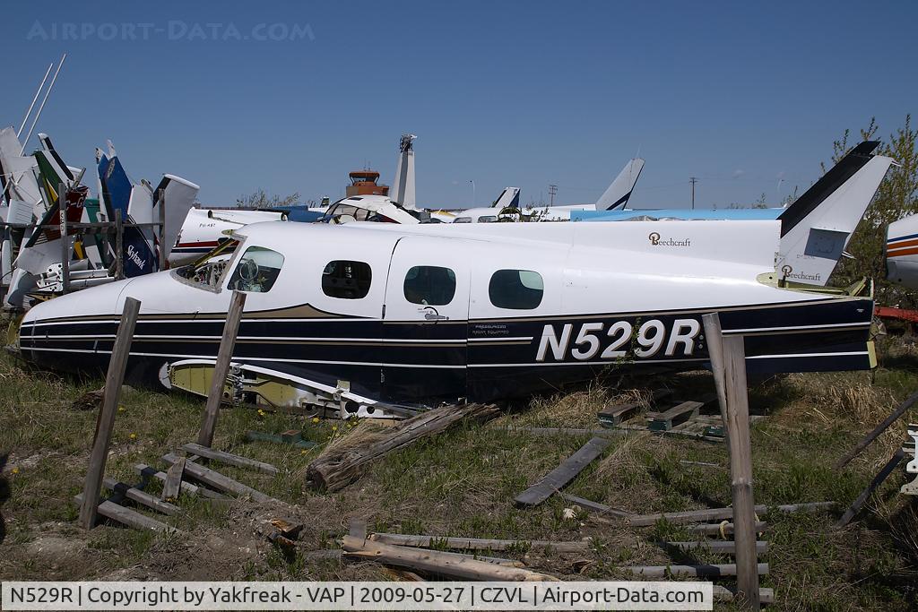 N529R, 1980 Beech B-60 Duke C/N P-529, Beech 60