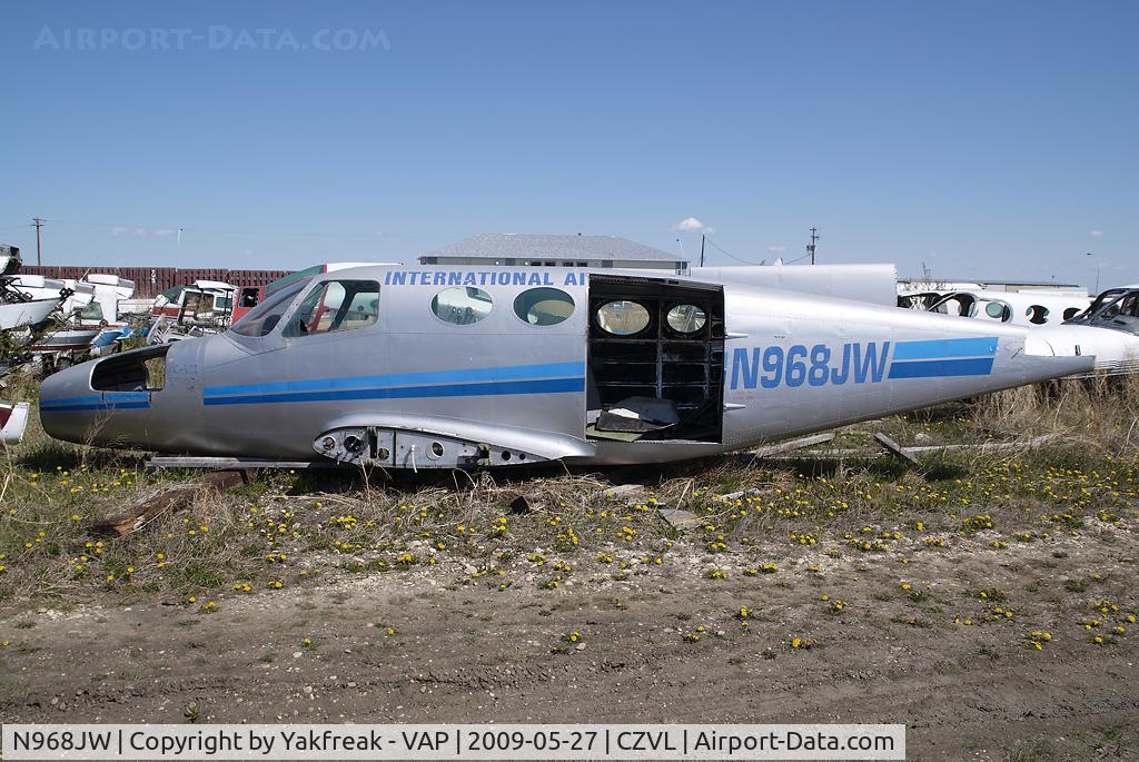 N968JW, 1968 Cessna 401 C/N 401-0296, International Airlines Cessna 401