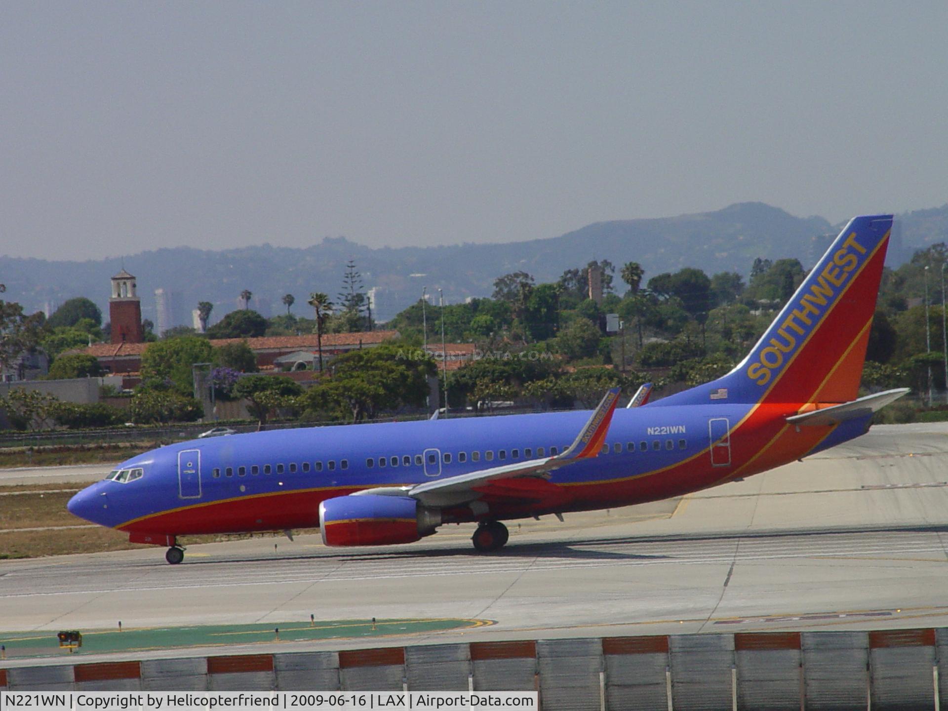N221WN, 2005 Boeing 737-7H4 C/N 34259, Waiting to take off 24L
