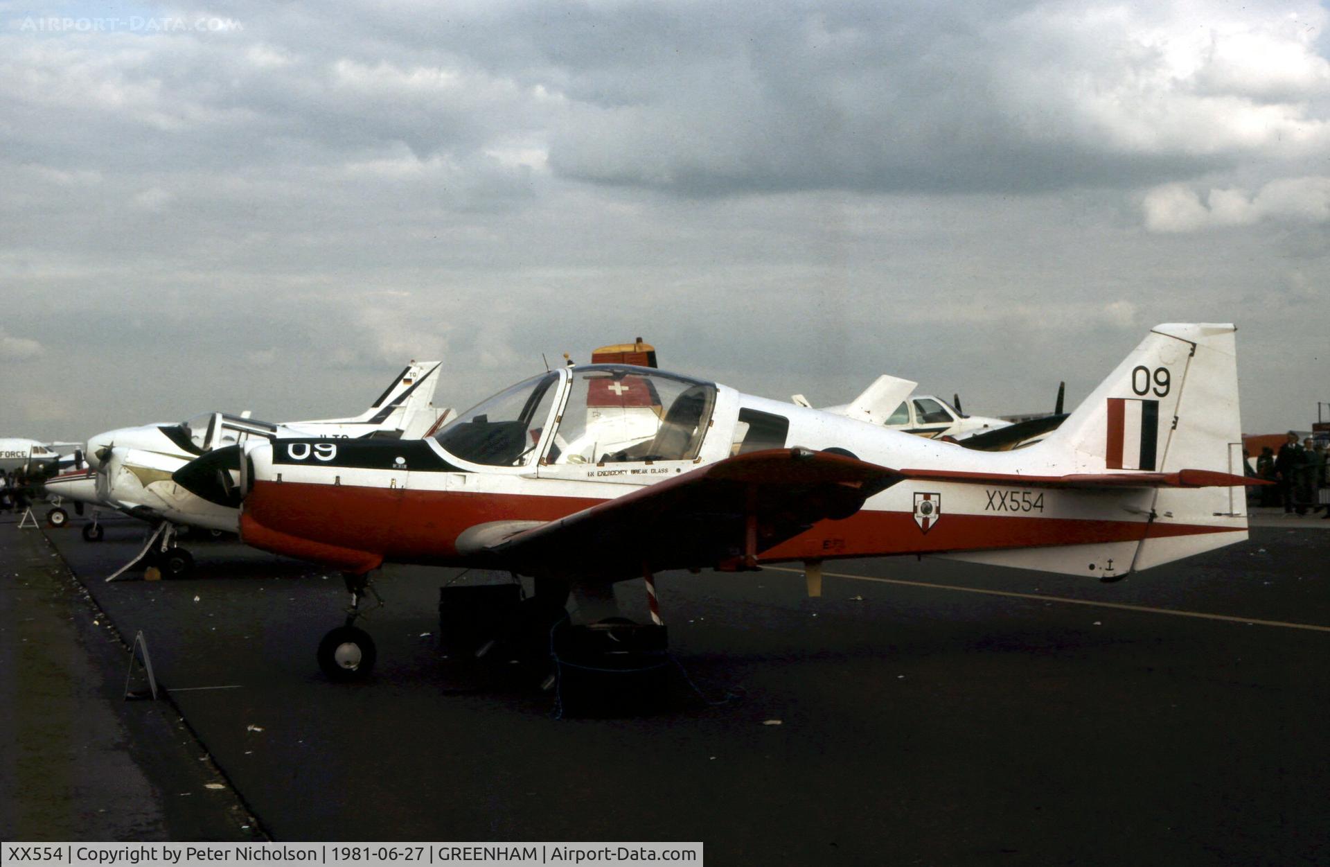 XX554, 1973 Scottish Aviation Bulldog T.1 C/N BH120/247, Bulldog T.1 of the London University Air Squadron on display at the 1981 Intnl Air Tattoo at RAF Greenham Common.