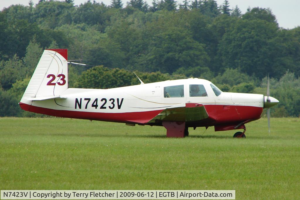 N7423V, 1975 Mooney M20E C/N 21-1163, Visitor to 2009 AeroExpo at Wycombe Air Park