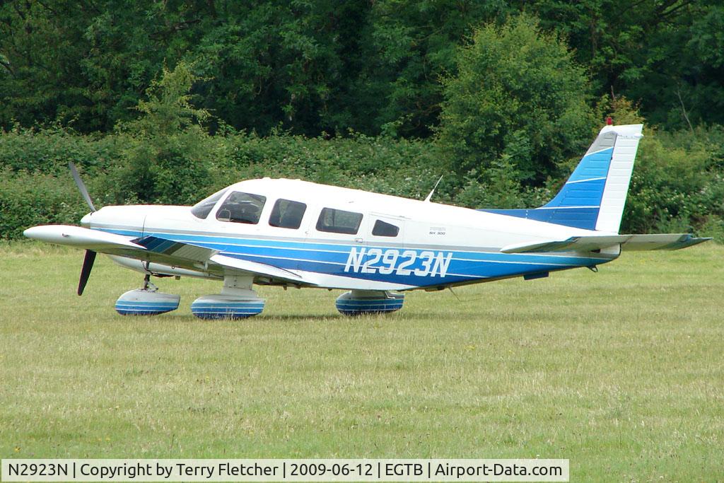 N2923N, 1979 Piper PA-32-300 Cherokee Six Cherokee Six C/N 32-7940207, Visitor to 2009 AeroExpo at Wycombe Air Park