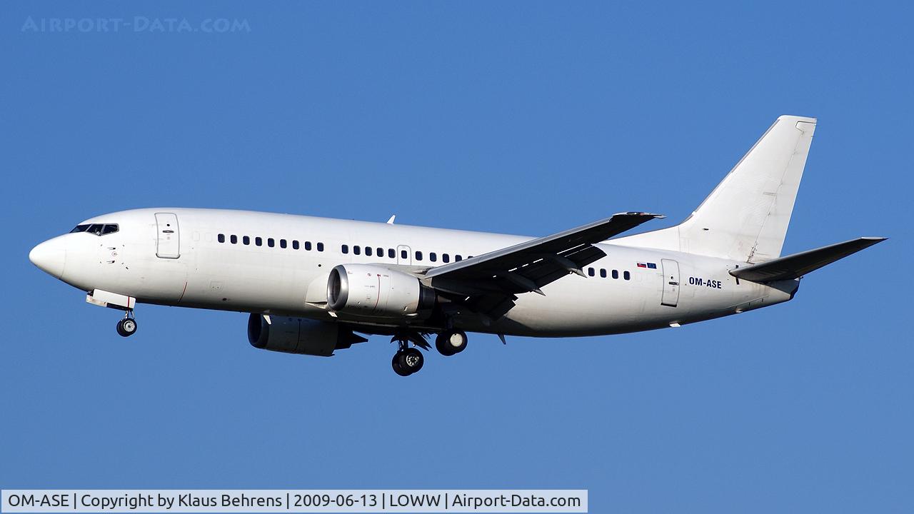 OM-ASE, 1987 Boeing 737-306 C/N 23545, OM-ASC on behalf of SkyEurope.