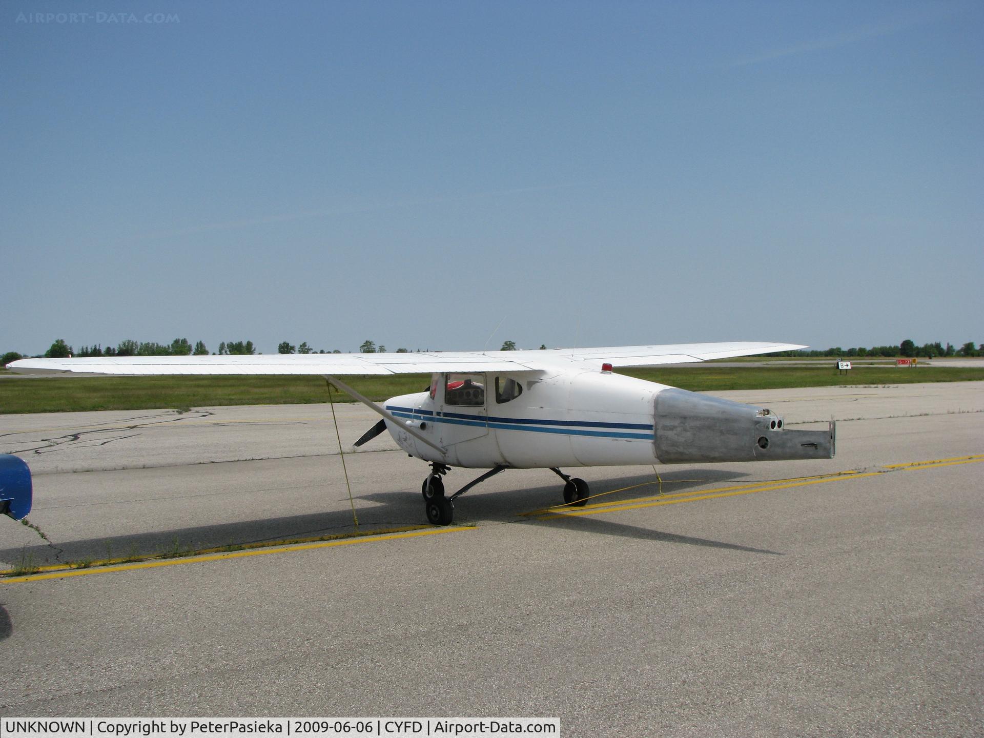 UNKNOWN, Miscellaneous Various C/N unknown, @ Brantford Airport