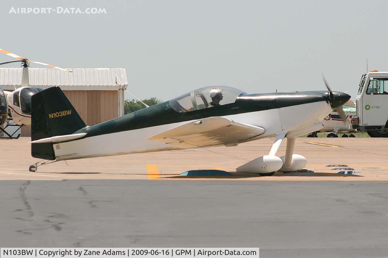 N103BW, 2002 Vans RV-6 C/N 21511, Nice looking Vans RV-6