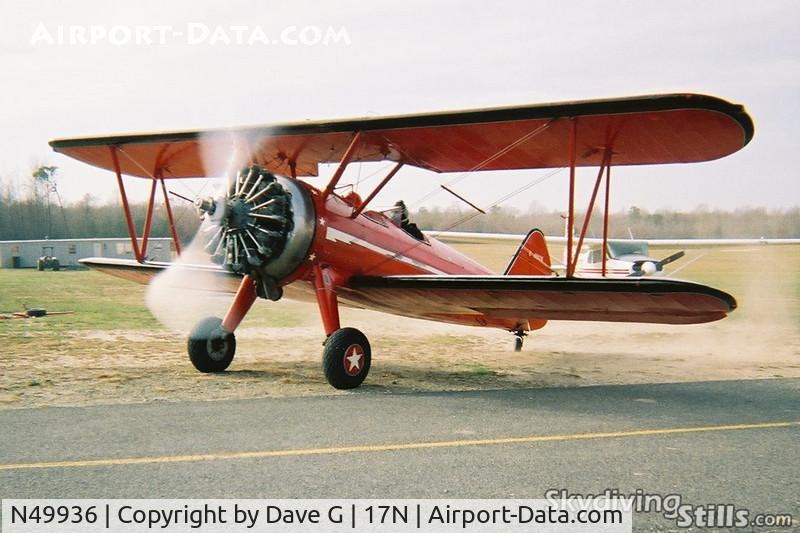 N49936, 1942 Boeing A75N1(PT17) C/N 75-4232, Starting up to drop off a skydiver