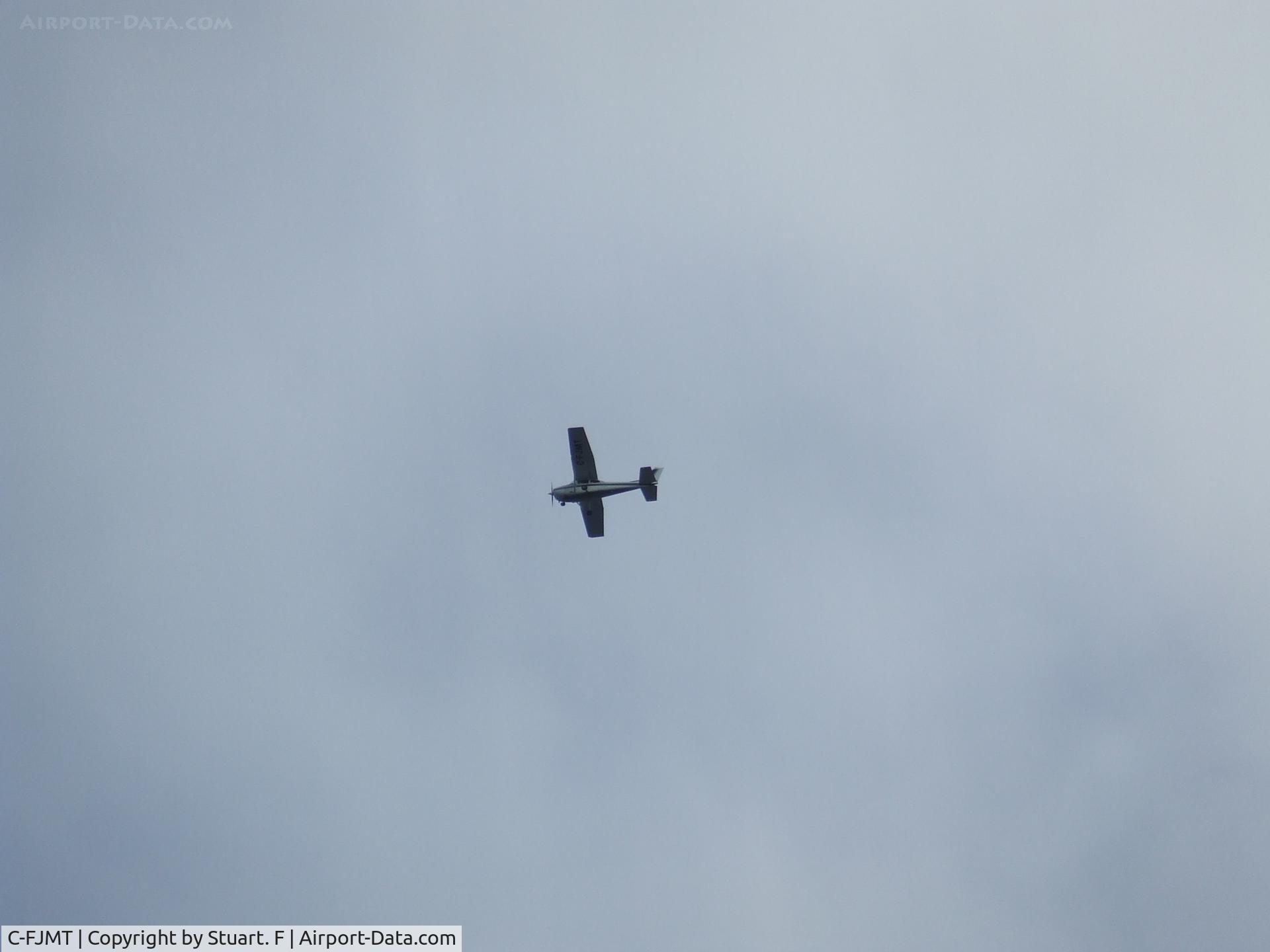 C-FJMT, Cessna 172P C/N 17274905, C-FJMT in flight