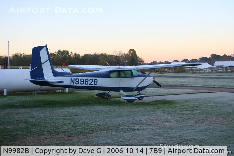 N9982B, 1957 Cessna 182A Skylane C/N 34382, Frosty plane at sunrise