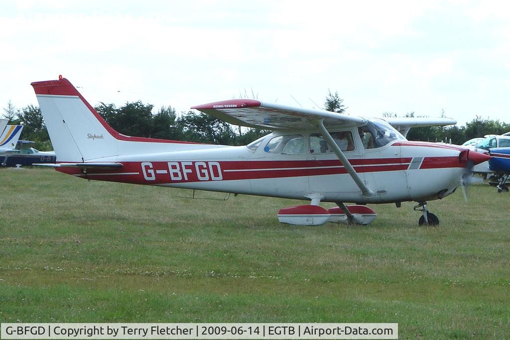 G-BFGD, 1977 Reims F172N Skyhawk C/N 1545, Visitor to 2009 AeroExpo at Wycombe Air Park