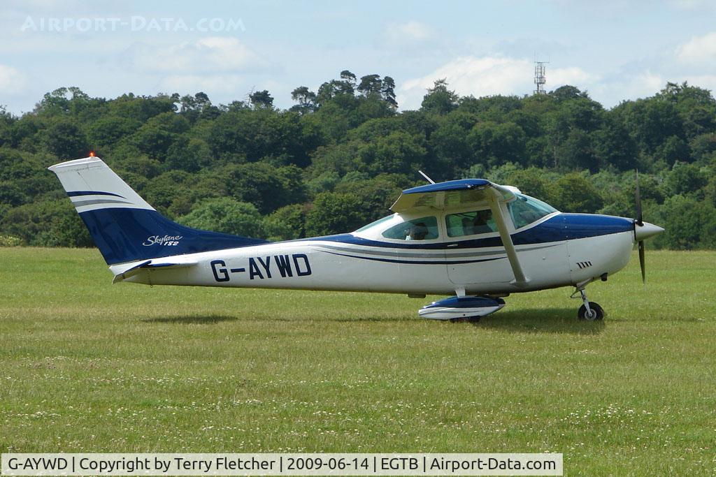 G-AYWD, 1971 Cessna 182N Skylane C/N 182-60468, Visitor to 2009 AeroExpo at Wycombe Air Park