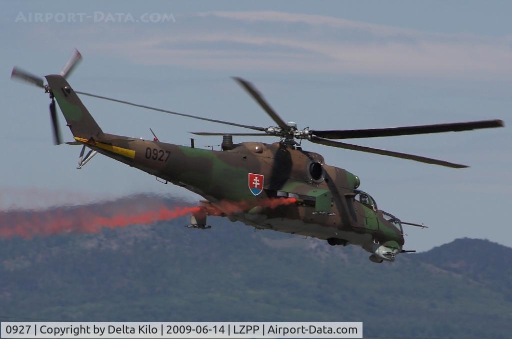 0927, Mil Mi-24V Hind E C/N 730927, Slovak Air Force  Mi-24V    cn 730927