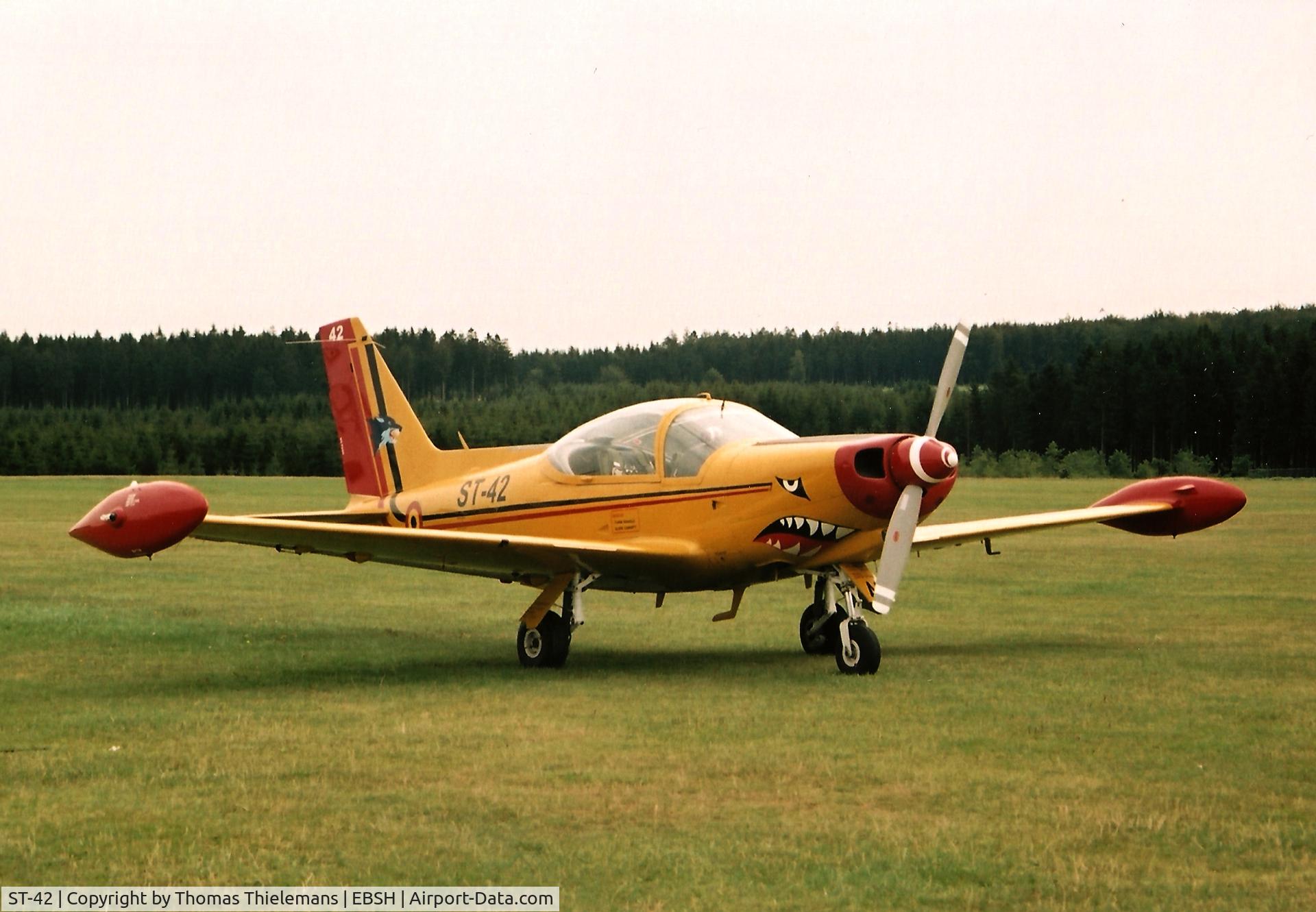 ST-42, 1992 SIAI-Marchetti SF-260D C/N 842, /