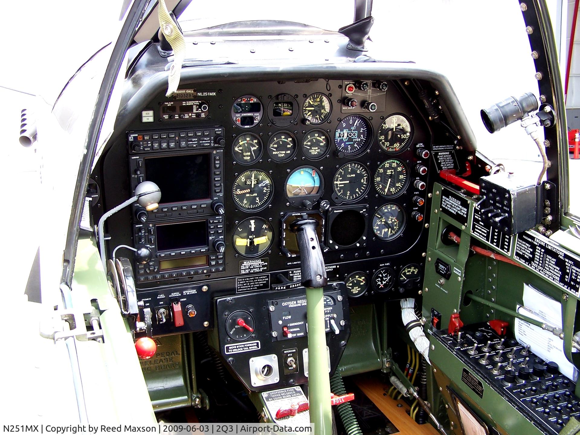 N251MX, 1943 North American P-51C-10 Mustang C/N 103-22730, Cocpit