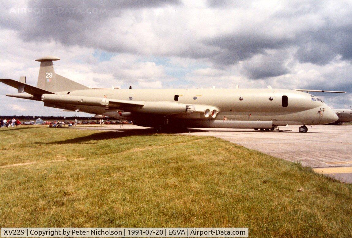 XV229, Hawker Siddeley Nimrod MR.2 C/N 8004, Nimrod MR.2 of 201 Squadron on display at the 1991 Intnl Air Tattoo at RAF Fairford.