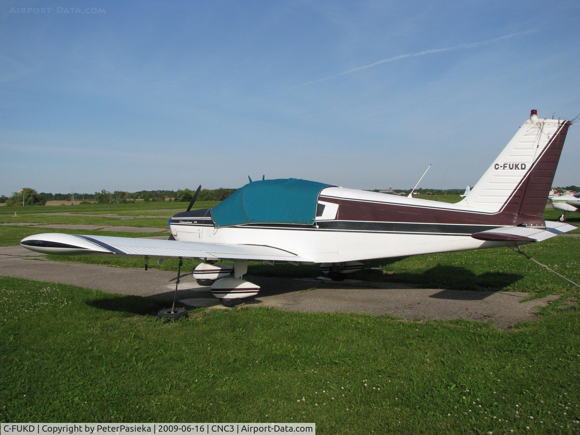 C-FUKD, 1968 Piper PA-28-140 C/N 28-24442, @ Brampton Airport