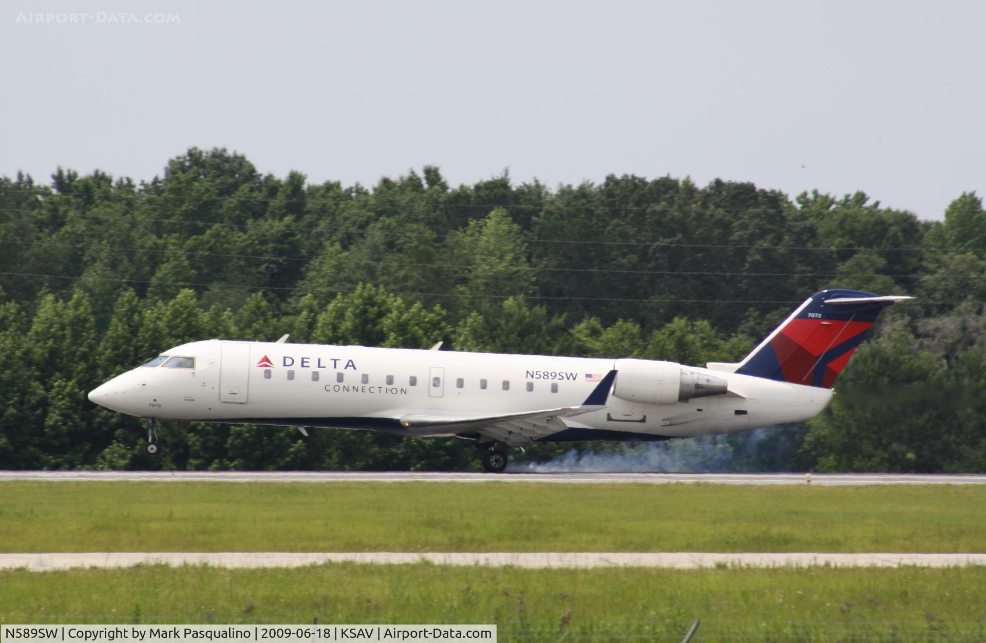 N589SW, 1995 Canadair CRJ-100ER (CL-600-2B19) C/N 7072, CL-600-2B19