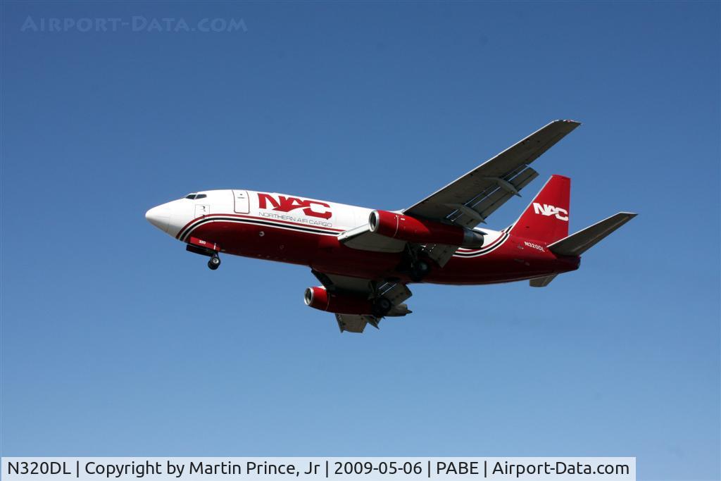 N320DL, 1984 Boeing 737-232 C/N 23092, Landing 18 Bethel