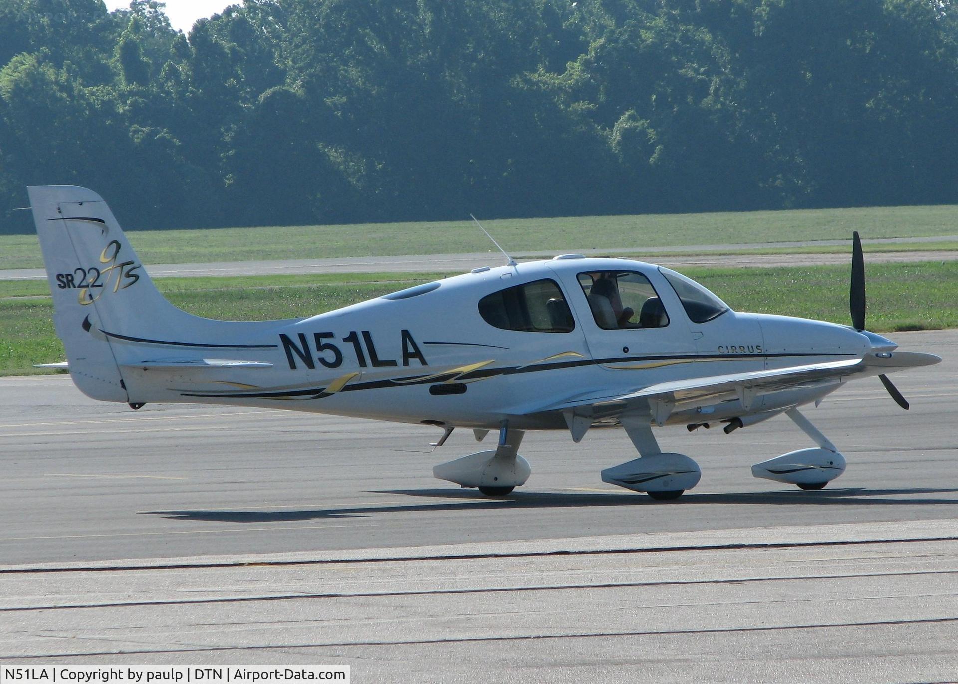 N51LA, 2005 Cirrus SR22 GTS C/N 1756, Parked at the Shreveport Downtown airport.