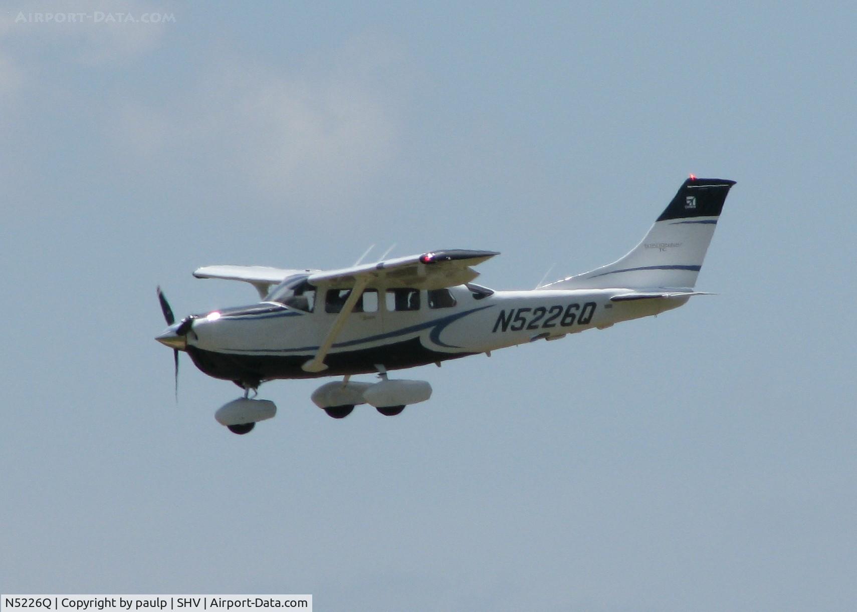 N5226Q, Cessna T206H Turbo Stationair C/N T20608917, Landing on 14 at Shreveport Regional.
