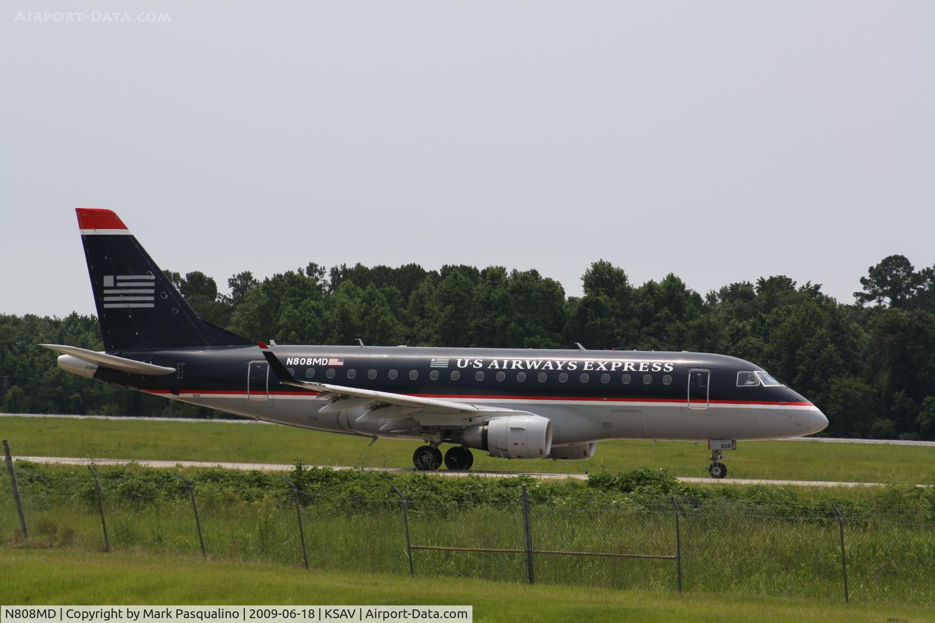 N808MD, 2004 Embraer 170SU (ERJ-170-100SU) C/N 17000021, ERJ 170-100 SU
