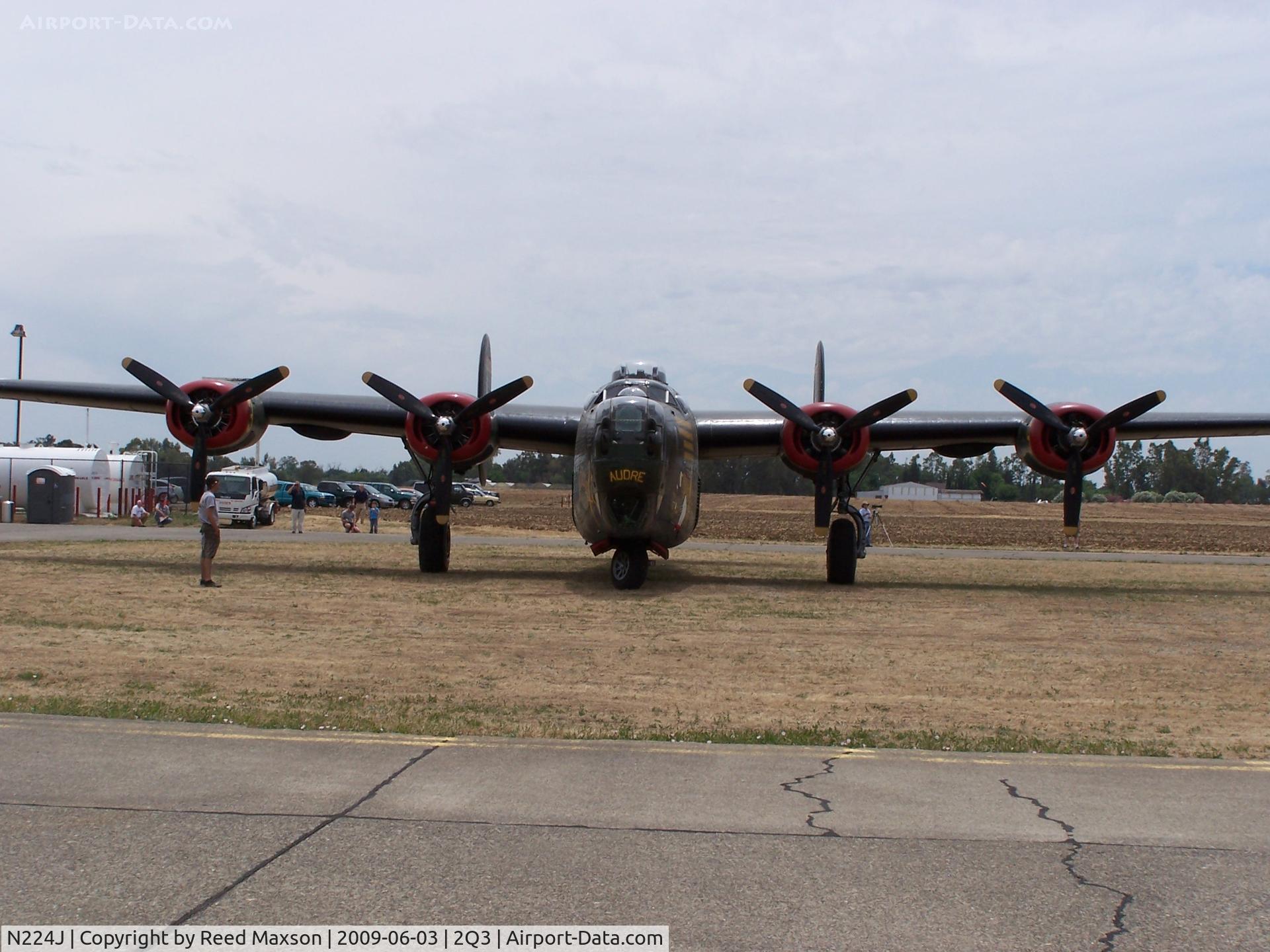 N224J, 1944 Consolidated B-24J-85-CF Liberator C/N 1347 (44-44052), At Yolo County, CA