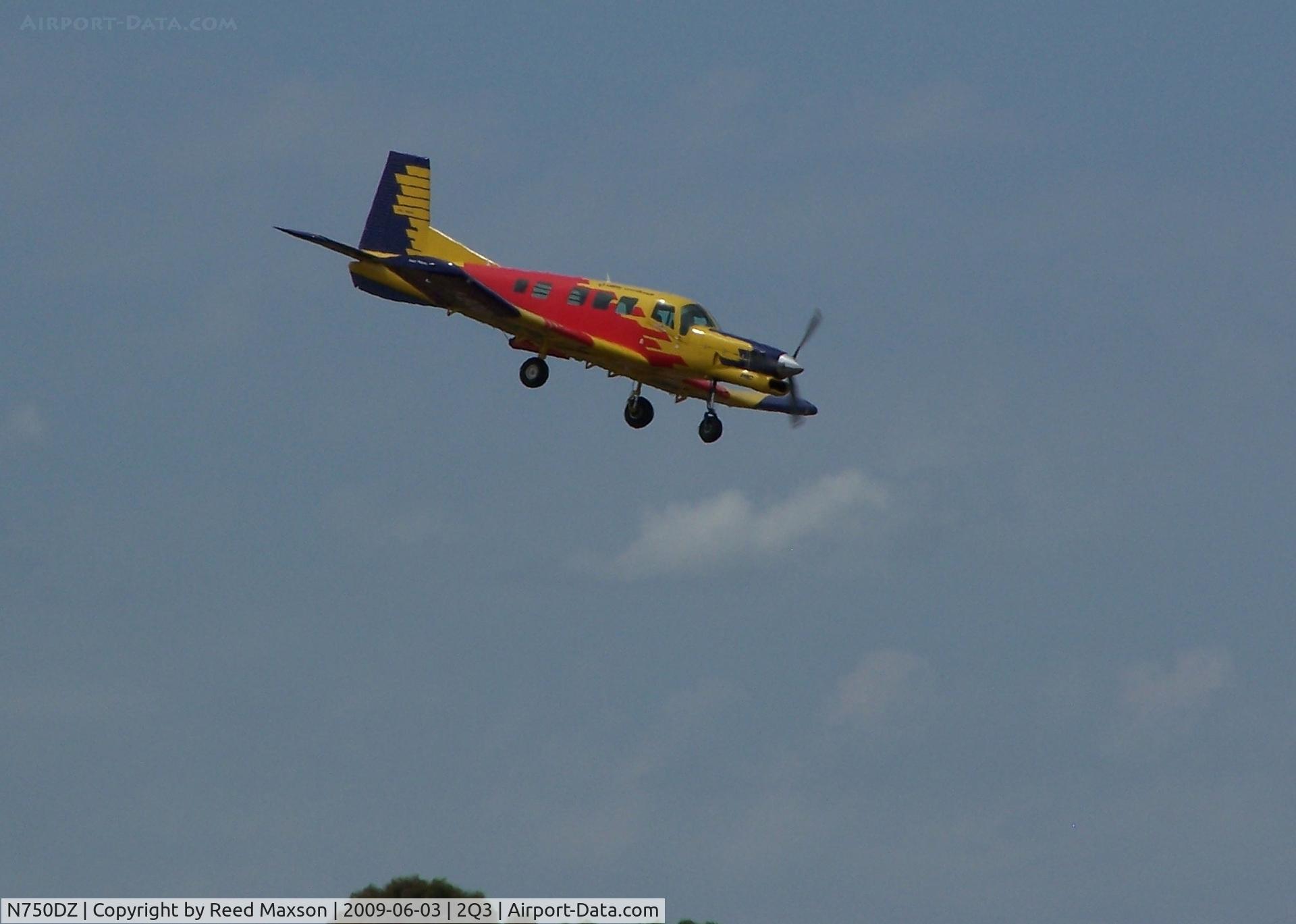 N750DZ, 2004 Pacific Aerospace 750XL C/N 108, On short final, runway 16